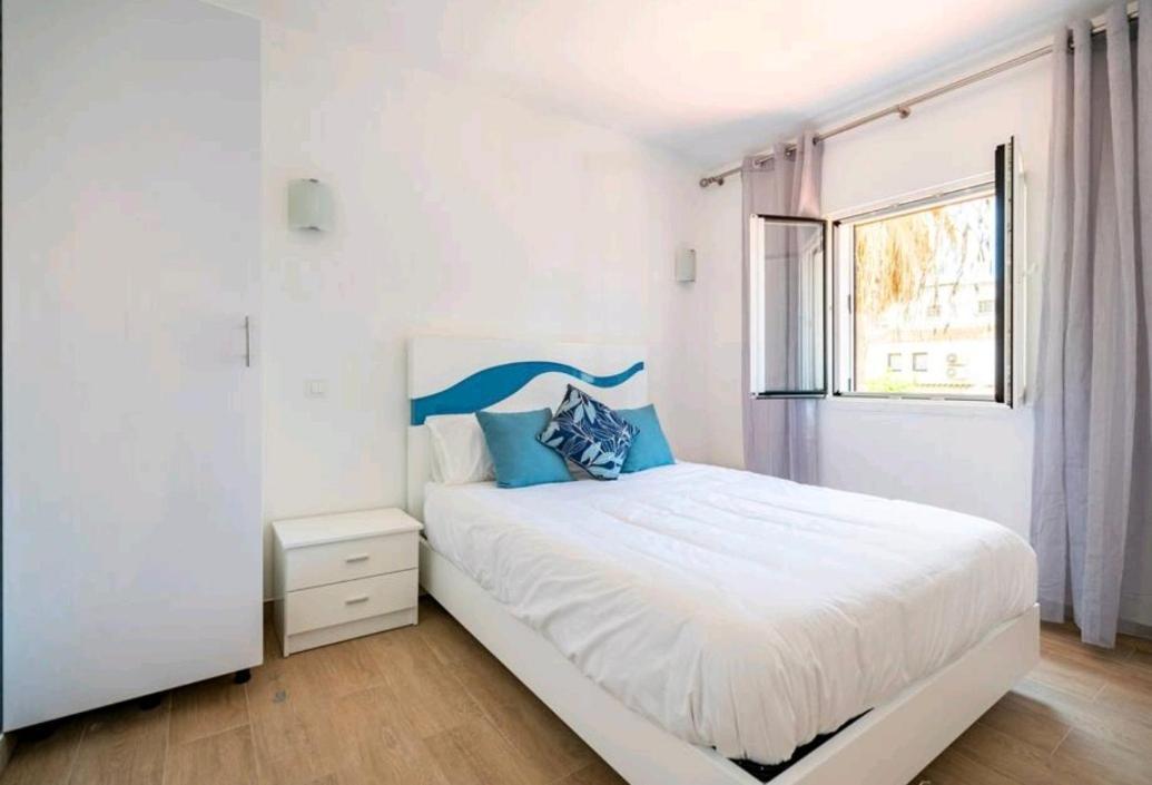 Marina Holiday House Quarteira Bagian luar foto