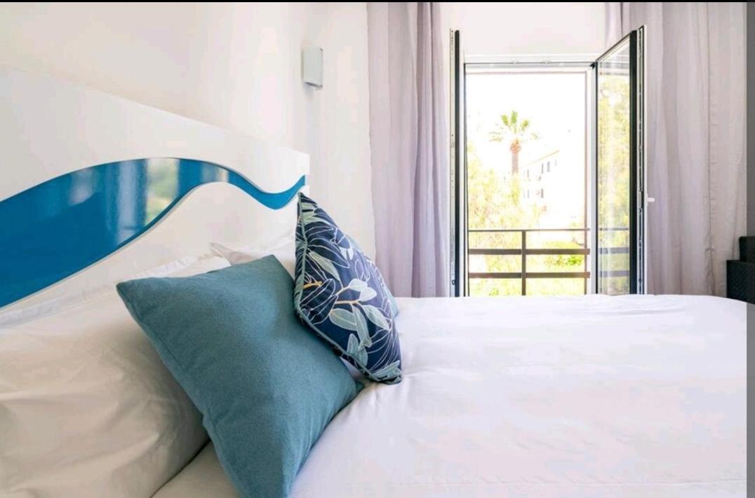 Marina Holiday House Quarteira Bagian luar foto
